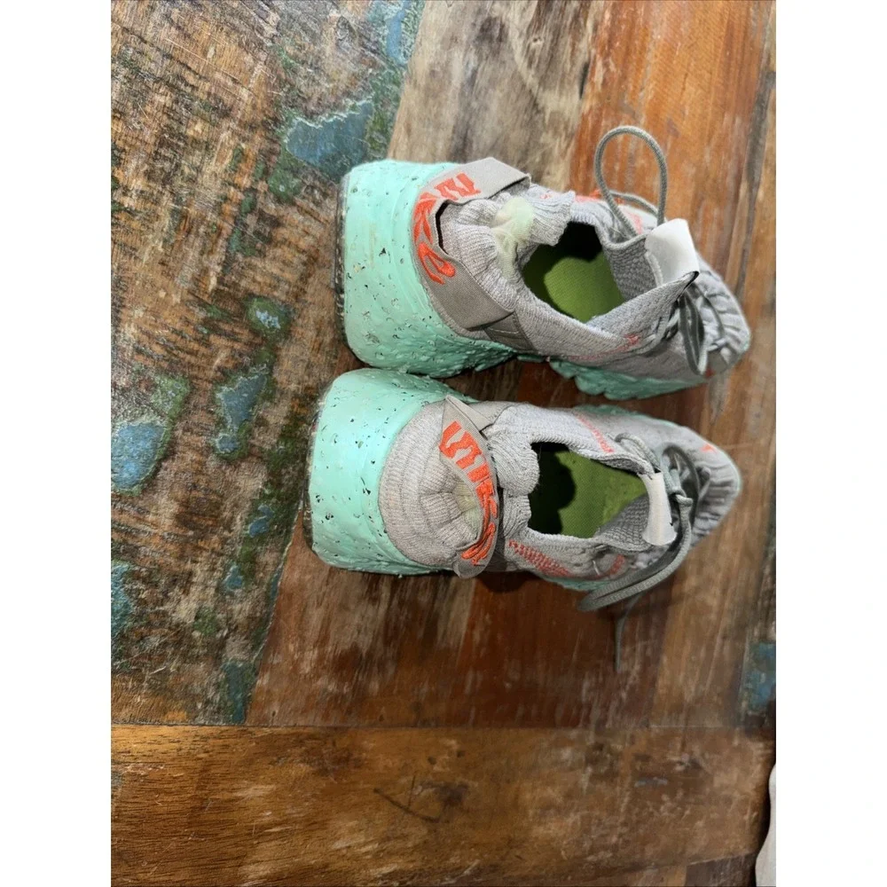 Nike space hippie